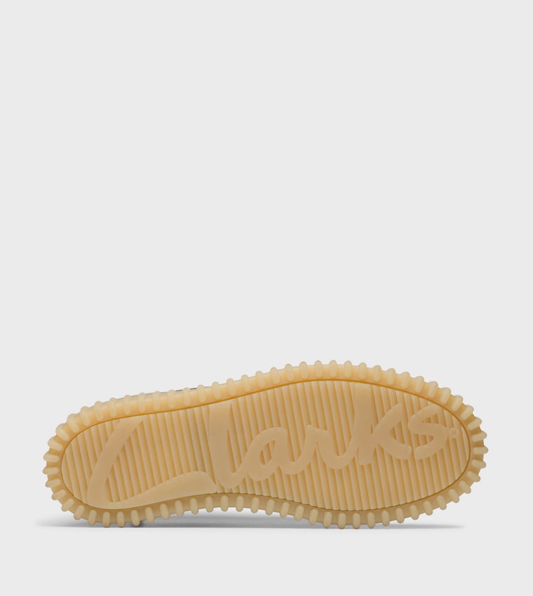 clarks Torhill LaceHi Khaki Nubuck - Image 3